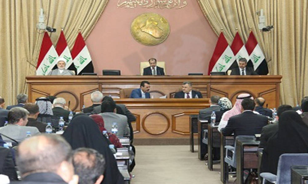 البرلمان يصوت على اطلاق رواتب الموظفين النازحين في المناطق التي يسيطر عليها ارهابي داعش