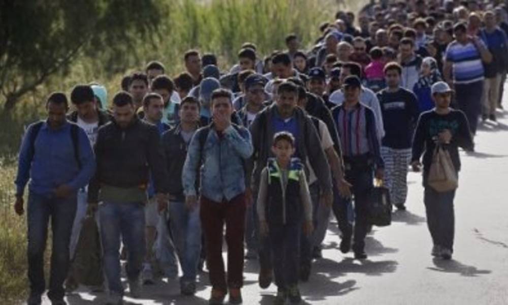 وزير الهجرة يدعو الى حل مشكلة المهاجرين العراقيين في البلدان الأوربية