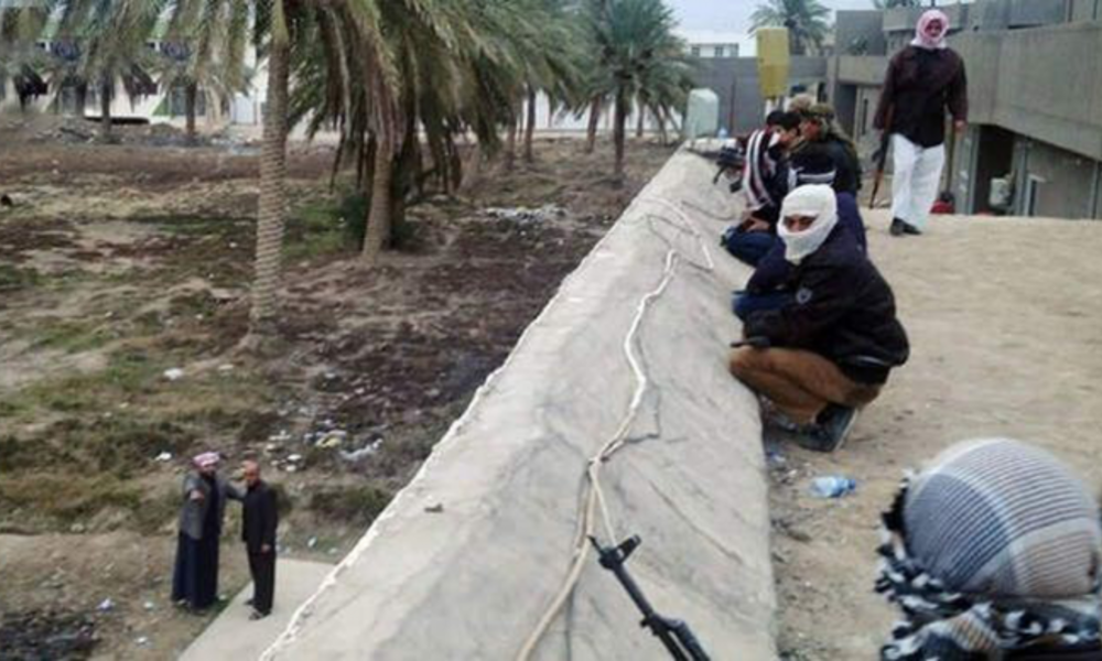 "داعش" يحظر التجوال في كبيسة بعد مقتل خمسة من عناصره بهجوم مسلح