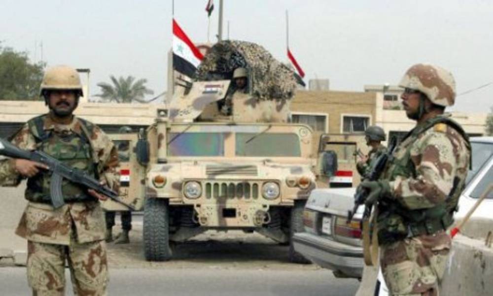 "حركة تصحيحية" للجيش العراقي تطيح بالرئاسات الثلاث وتعيد الخضراء تحت السيطرة