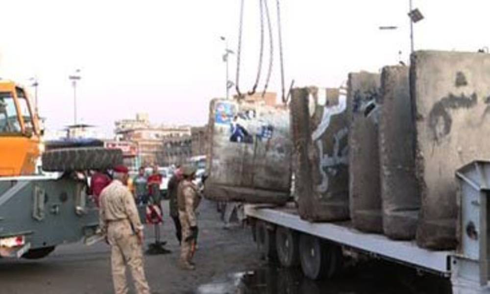 عمليات بغداد تعلن رفع 25 سيطرة امنية داخل العاصمة