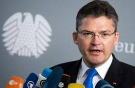 المانيا تدعو إلى عدم تكرار أخطاء العراق في سوريا