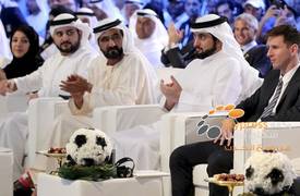 بارتوميو يعلن من دبي أن ميسي أفضل لاعب في العالم