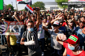 بالصور : العصيان مستمر في محافظة النجف من قبل طلبة المدارس و الجامعات والاتحادات المهنية